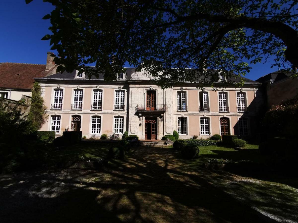 Hotel Des Tailles Mortagne-au-Perche Eksteriør billede